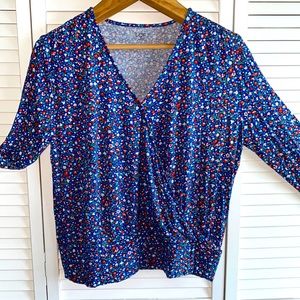 Loft super soft knit, cross over, long-sleeved top in a dainty floral size L EUC